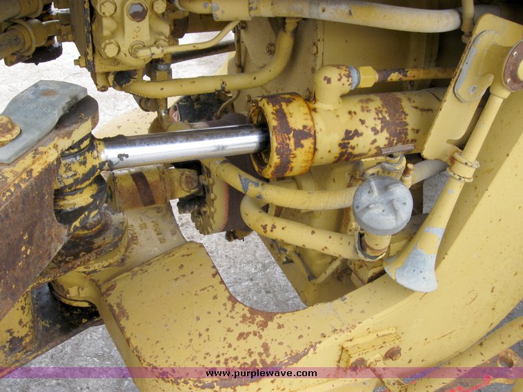 image for item 8025 Caterpillar 936 wheel loader