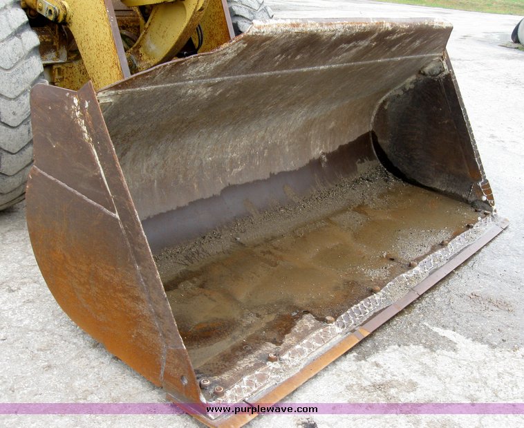 image for item 8025 Caterpillar 936 wheel loader