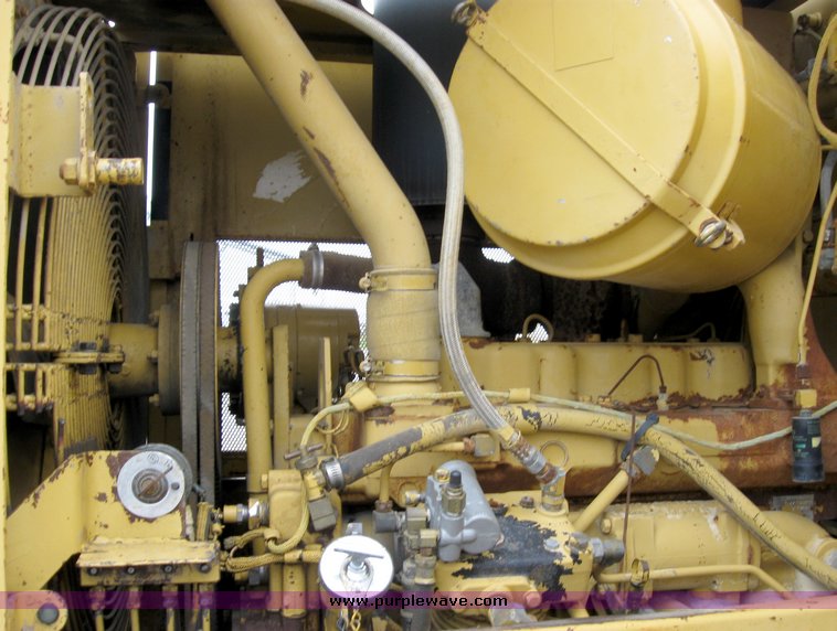 image for item 8025 Caterpillar 936 wheel loader