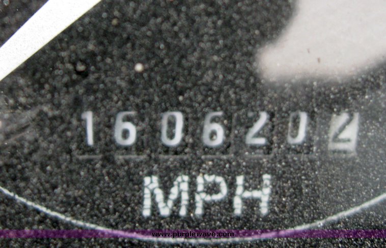 image for item 8026 1987 Ford LN8000 water truck