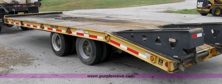 image for item 8027 Trail King tandem axle 29' trailer