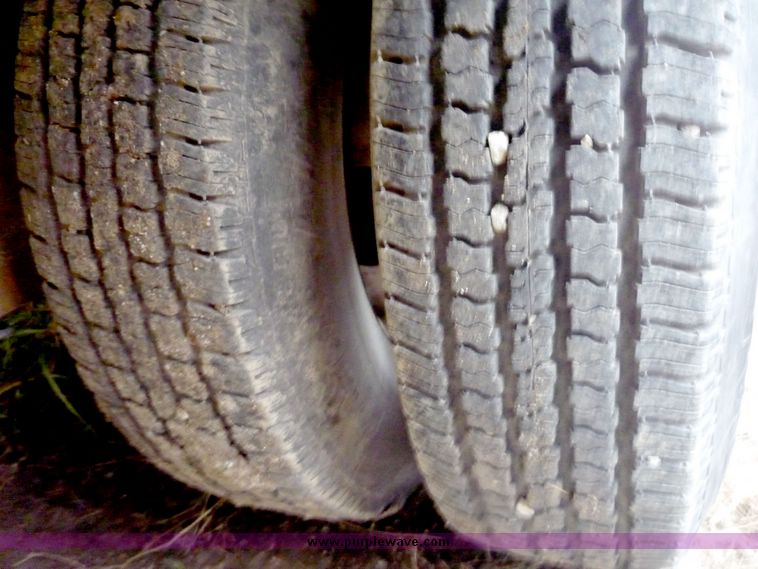 image for item 8029 Trail King tandem axle 29' trailer