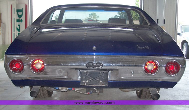 image for item 1000 1971 Chevrolet two door