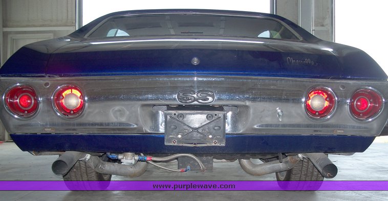 image for item 1000 1971 Chevrolet two door