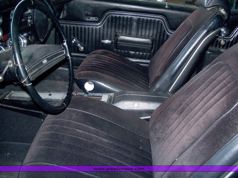 image for item 1000 1971 Chevrolet two door