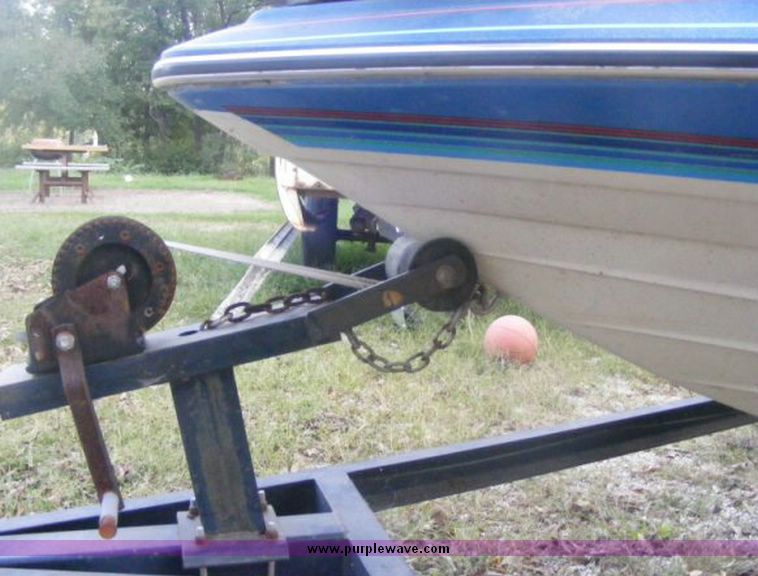 image for item 2018 1987 Bayliner Trophy boat