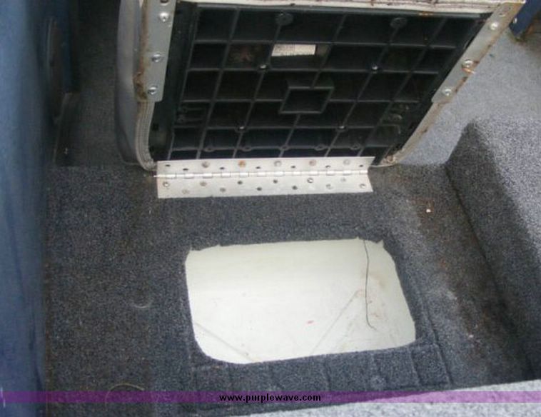 image for item 2018 1987 Bayliner Trophy boat