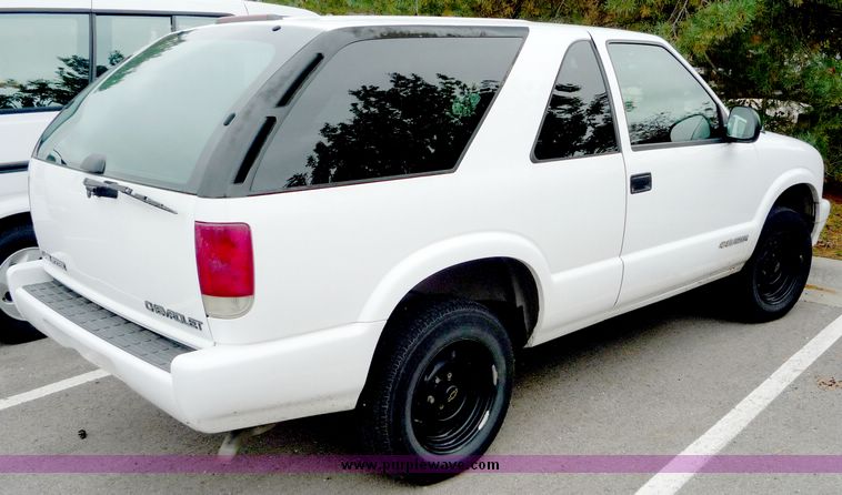 image for item 2079 1996 Chevrolet Blazer
