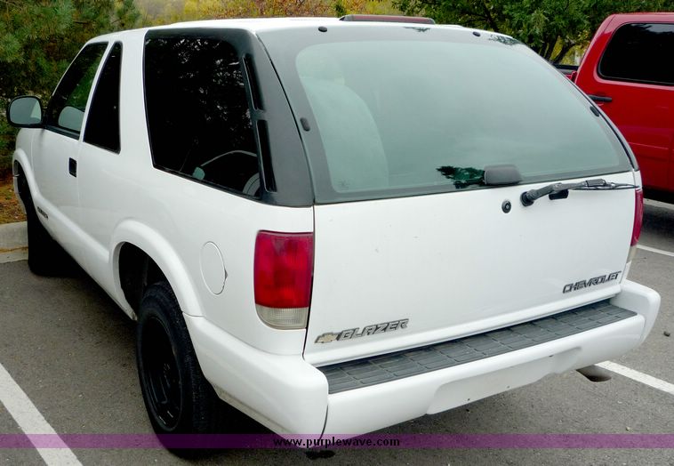 image for item 2079 1996 Chevrolet Blazer