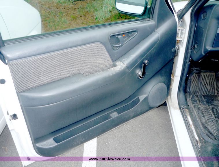 image for item 2079 1996 Chevrolet Blazer