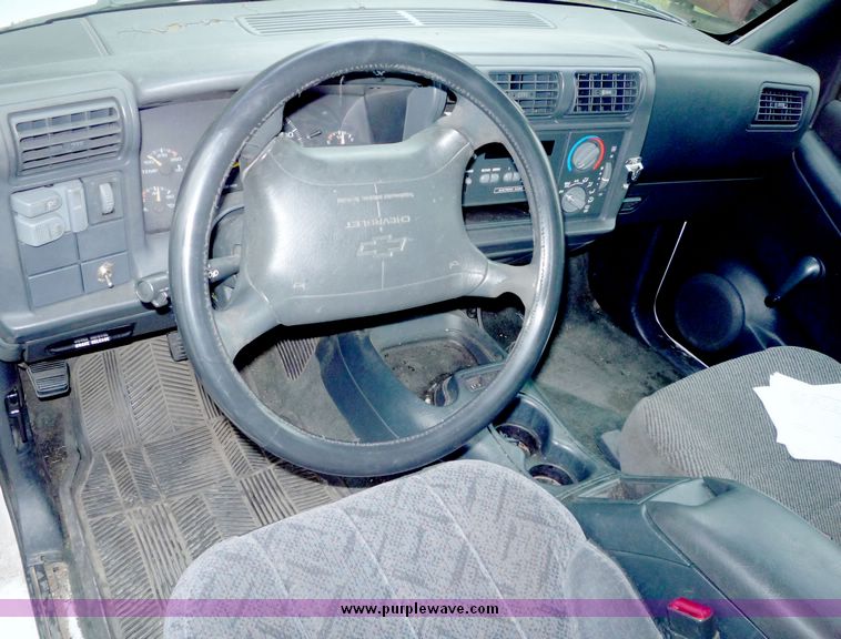 image for item 2079 1996 Chevrolet Blazer