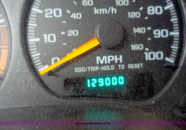 image for item 2081 1999 Chevrolet Blazer