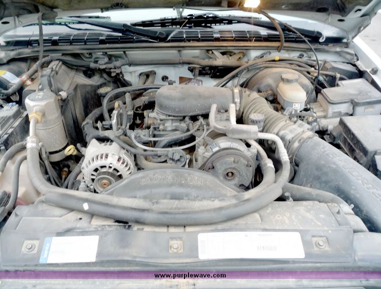 image for item 2081 1999 Chevrolet Blazer