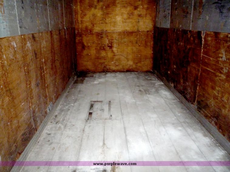 image for item 2107 40' aluminum storage container