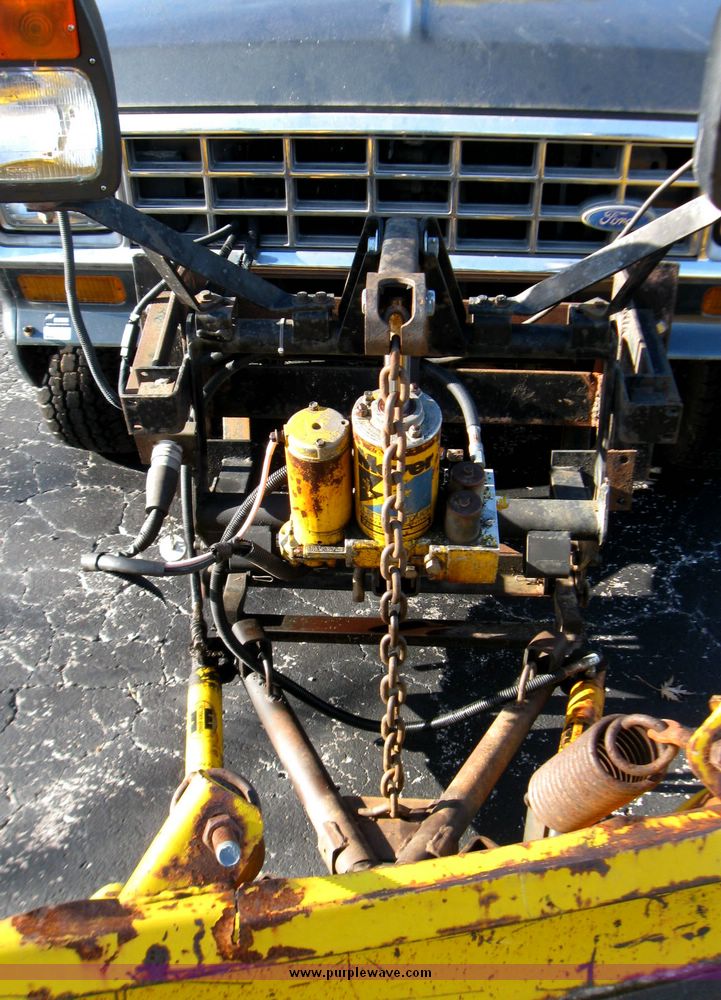 image for item 3961 1988 Ford Bronco II