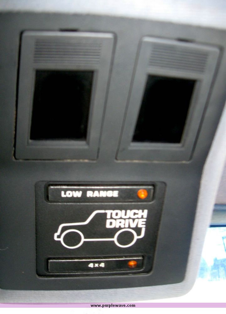 image for item 3961 1988 Ford Bronco II