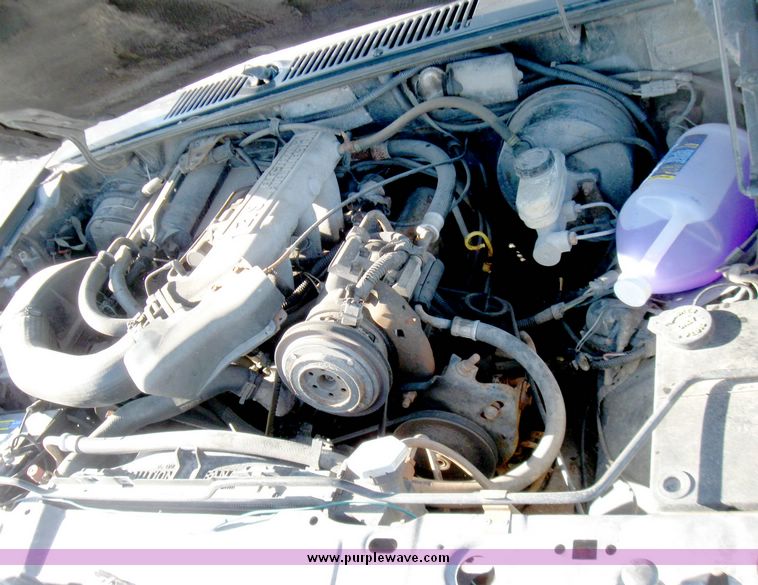 image for item 3961 1988 Ford Bronco II