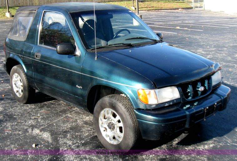 image for item 3962 2000 Kia Sportage