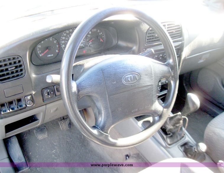 image for item 3962 2000 Kia Sportage
