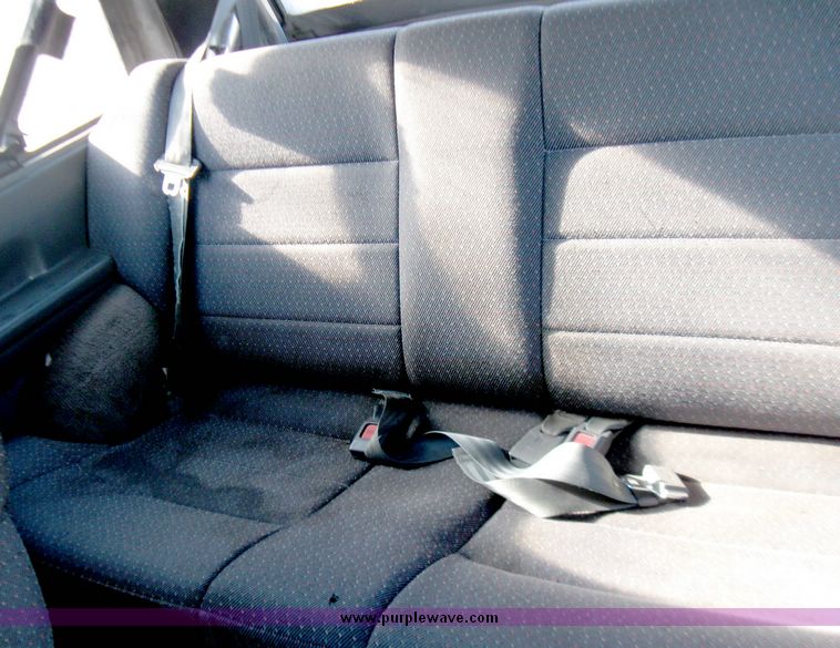 image for item 3962 2000 Kia Sportage