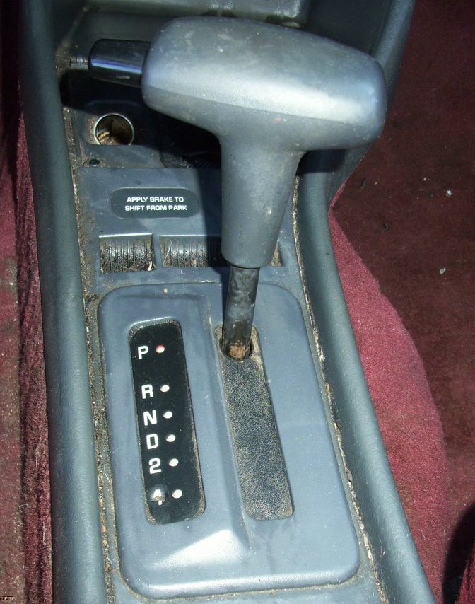 image for item 4032 1993 Pontiac Grand Am SE