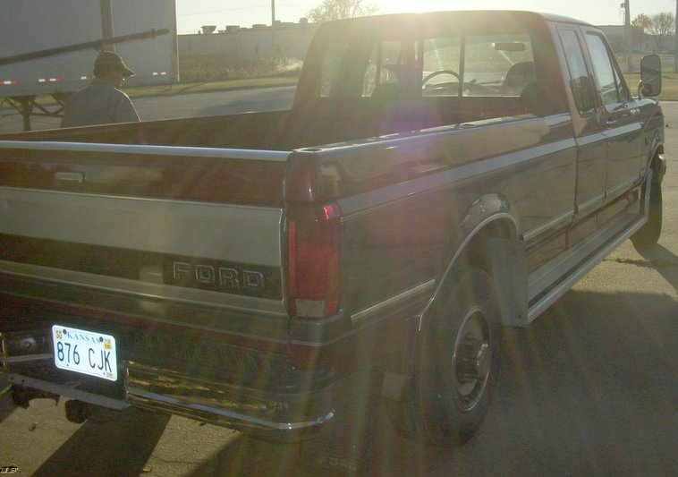 image for item 4034 1993 Ford F250 super cab pickup