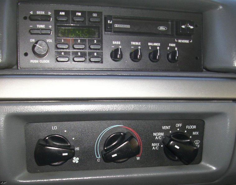 image for item 4034 1993 Ford F250 super cab pickup