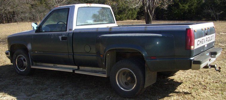 image for item 4036 1988 Chevrolet C3500 dual tire truck