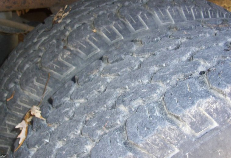 image for item 4036 1988 Chevrolet C3500 dual tire truck