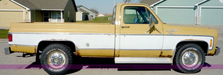 image for item 4098 1974 Chevrolet Cheyenne Super 20 pickup
