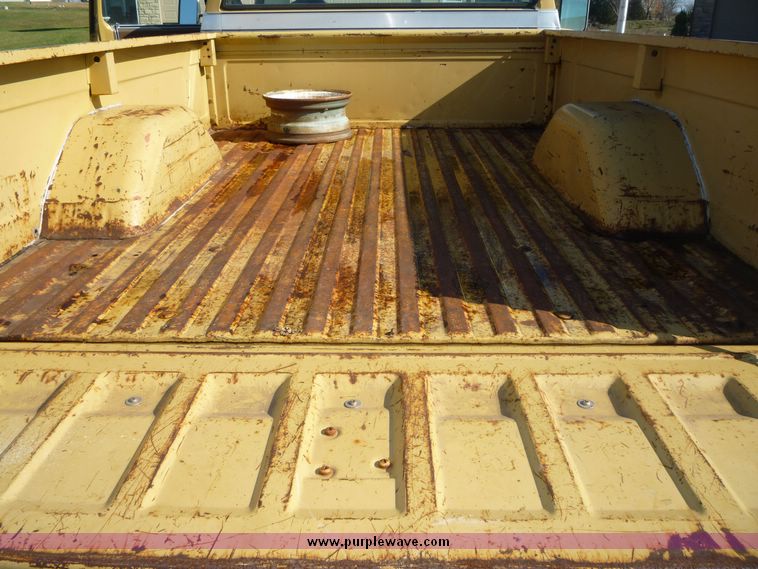 image for item 4098 1974 Chevrolet Cheyenne Super 20 pickup