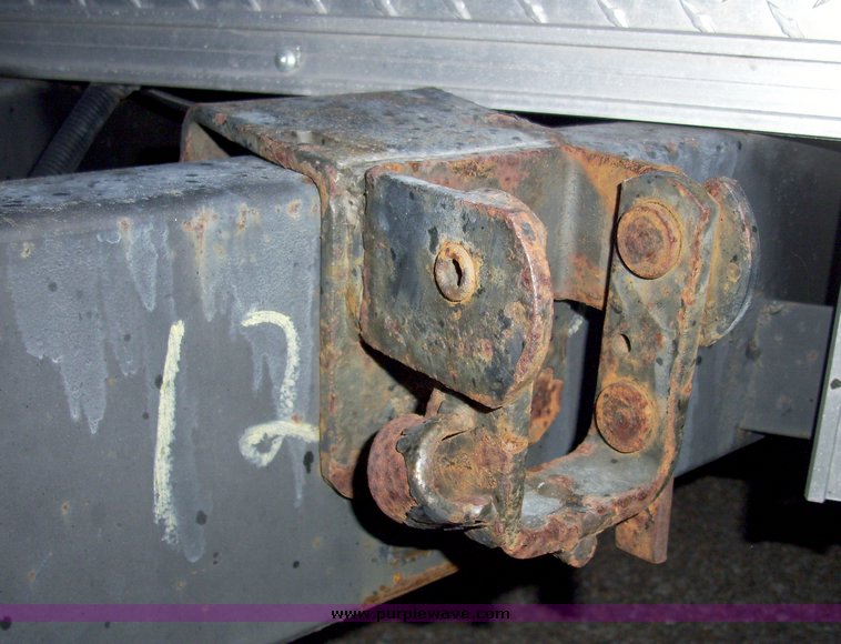 image for item 4156 2004 Haulmark 24' tandem axle enclosed trailer