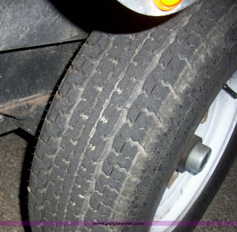 image for item 4156 2004 Haulmark 24' tandem axle enclosed trailer