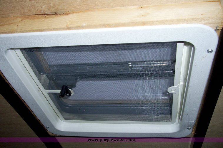 image for item 4156 2004 Haulmark 24' tandem axle enclosed trailer