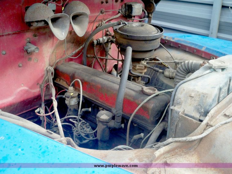 image for item 4315 1948 Chevrolet grain truck