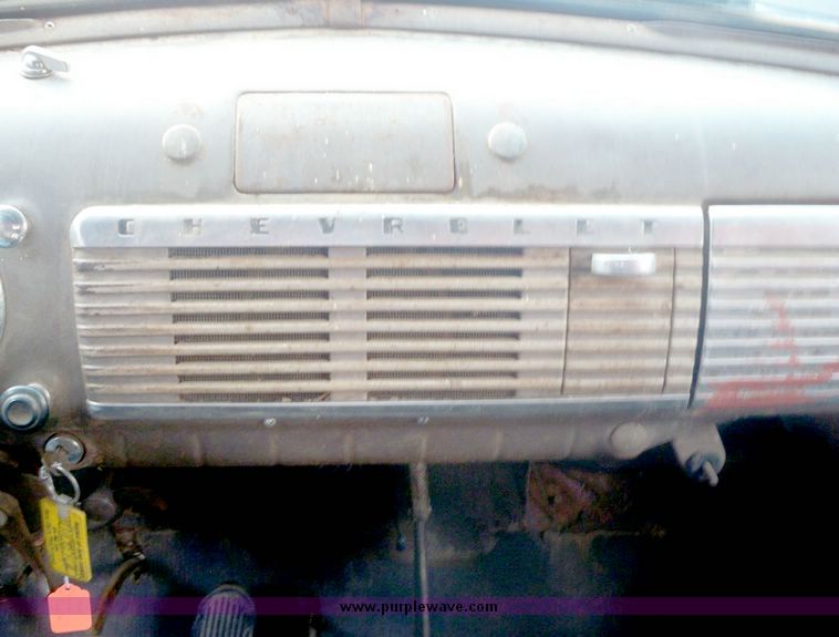 image for item 4315 1948 Chevrolet grain truck