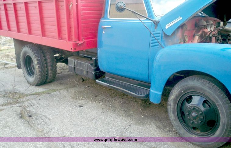 image for item 4315 1948 Chevrolet grain truck