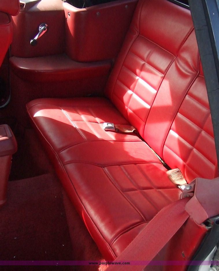 image for item 6454 1983 Ford Mustang convertible