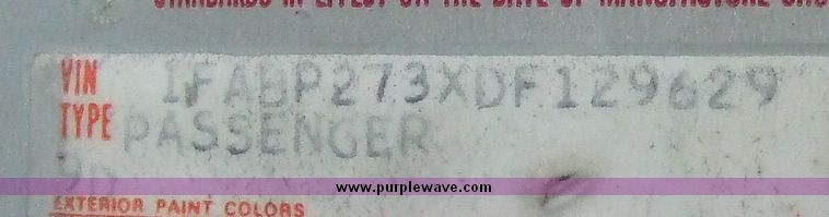 image for item 6454 1983 Ford Mustang convertible