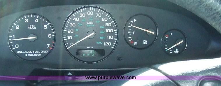 image for item 6511 1995 Dodge Stratus