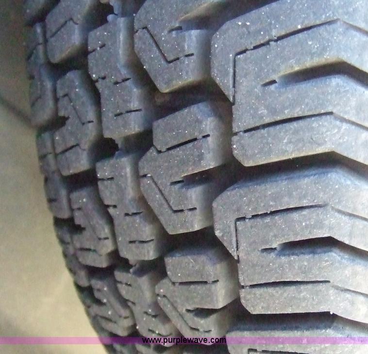 image for item 6511 1995 Dodge Stratus