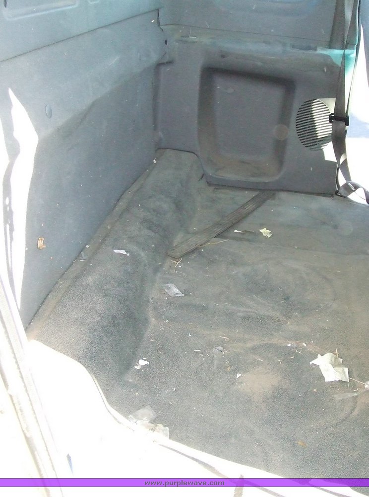 image for item 6514 1998 Ford F150 pickup truck