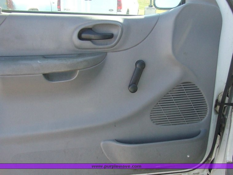 image for item 6515 1999 Ford F250 pickup truck