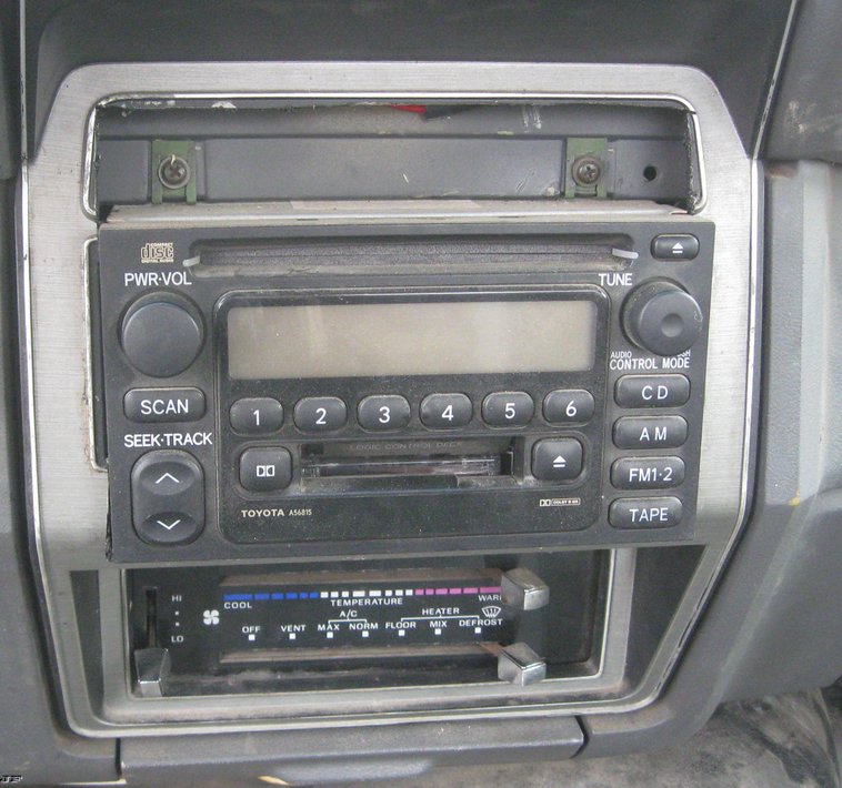 image for item 6787 1989 Ford Medium Heavy F700F truck