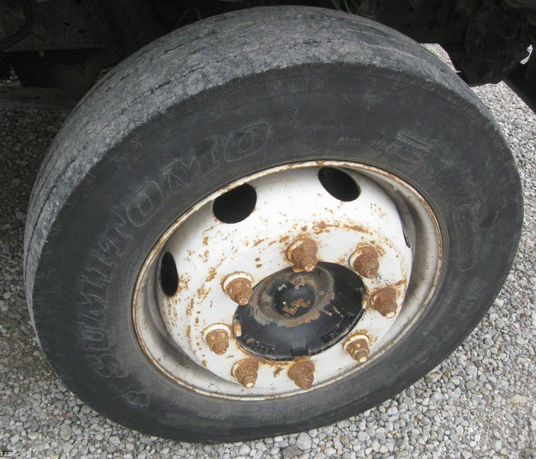 image for item 6787 1989 Ford Medium Heavy F700F truck