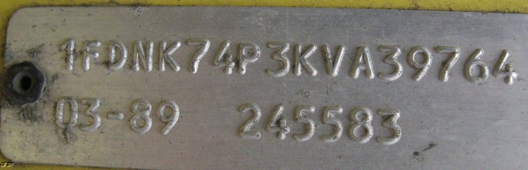 image for item 6787 1989 Ford Medium Heavy F700F truck