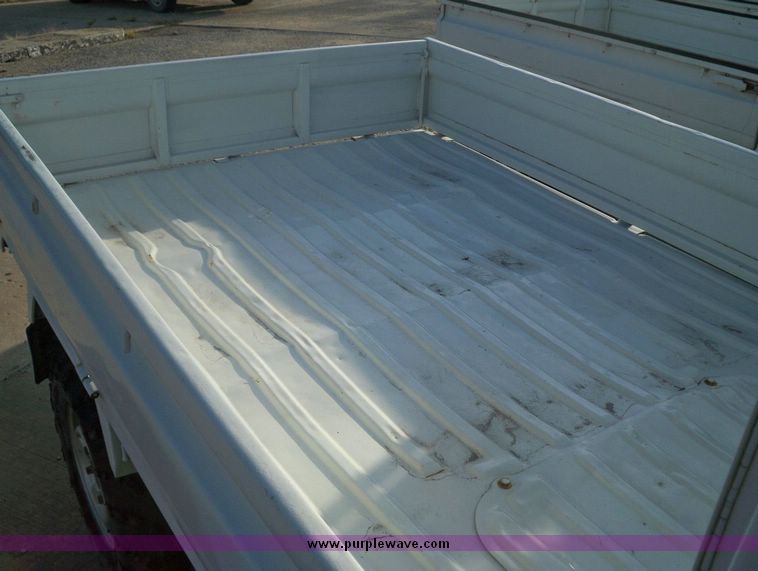 image for item 7553 1992 Suzuki utility vehicle