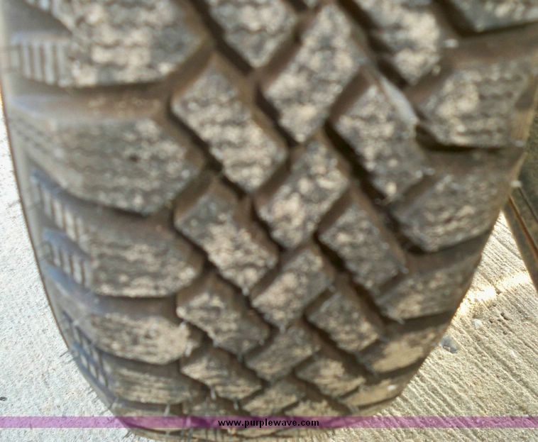 image for item 7554 1994 Suzuki utility vehicle