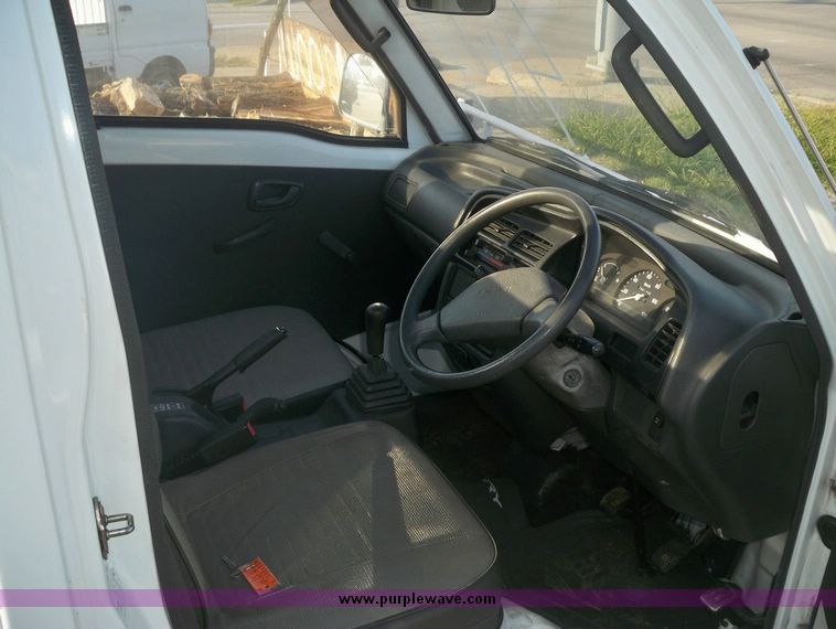 image for item 7556 1994 Suzuki utility vehicle