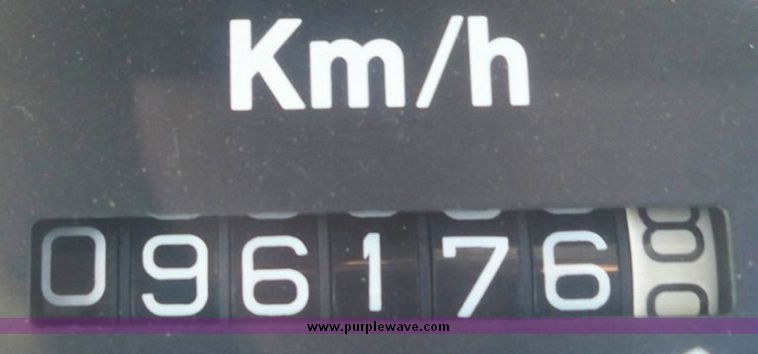 image for item 7556 1994 Suzuki utility vehicle